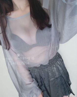 扶着岳的肥臀疯狂的挺进_BD韩语完整视频观看