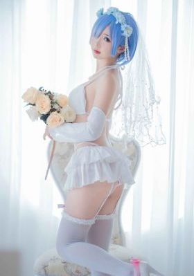裸体美女真人秀视频在线观看_剧情片日韩免费观看